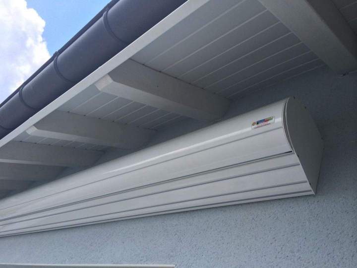 Store télécommandé doté d’un système d’éclairage Nogent-sur-Marne