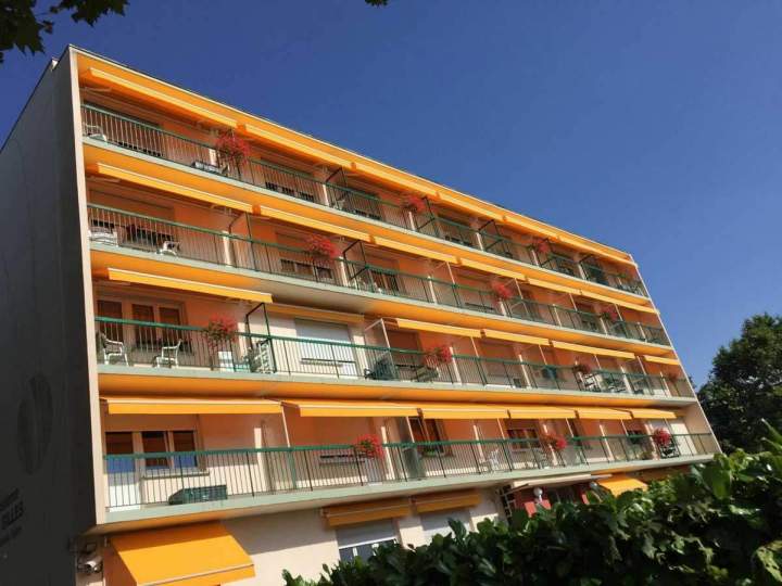 Store banne classique Nogent-sur-Marne