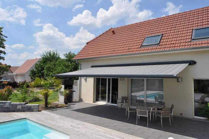 Store motorisé avec éclairage intégré Nogent-sur-Marne