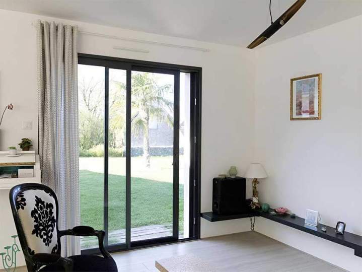 Nous vous proposons un large gamme de fenêtres en PVC pour un intérieur design ou rustique.