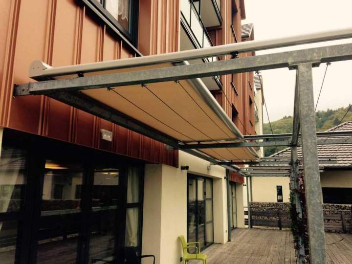 Store veranda pour protection solaire Nogent-sur-Marne 